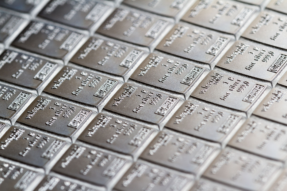 白銀翻倍創天價 黃金、白銀大比拚 白銀礦商與ETF怎麼選?