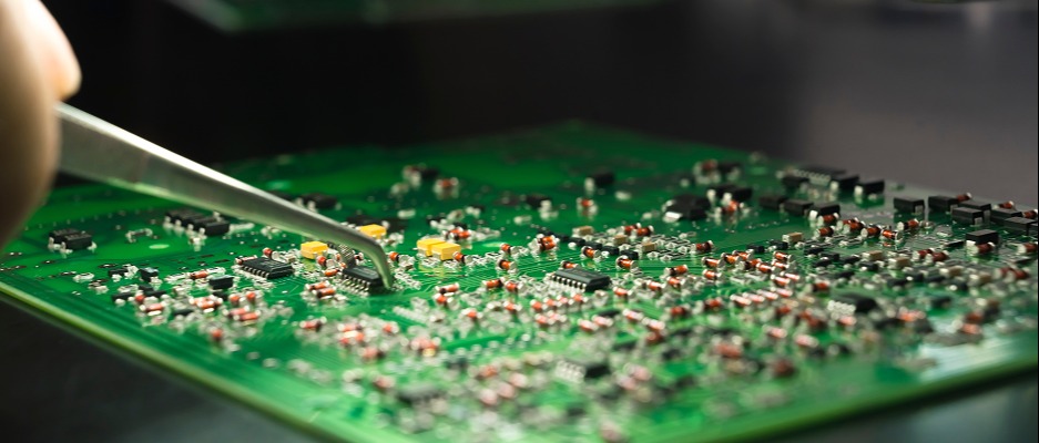 原料價缺貨漲價AI需求不斷，CCL三雄股價同創新高